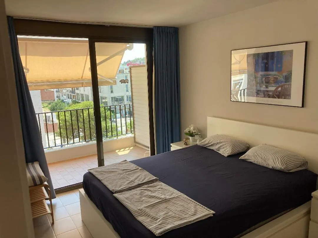 Sunny Apartment With Pool Tossa de Mar